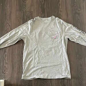 Vineyard Vines Gray Long Sleeve T-Shirt with Logo